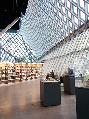 5th Ave entrance to Seattle Central Library