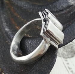 Open Book Ring